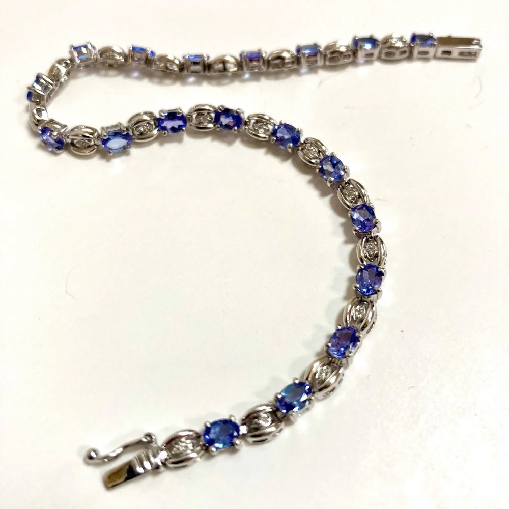Elegant 14k White Gold Tanzanite & Diamond 7” Tennis Bracelet - Like NEW - Picture 5 of 6